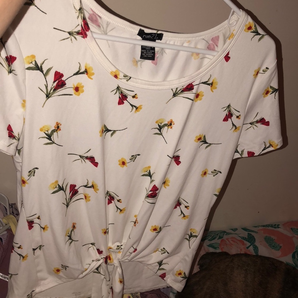 white top with flowers